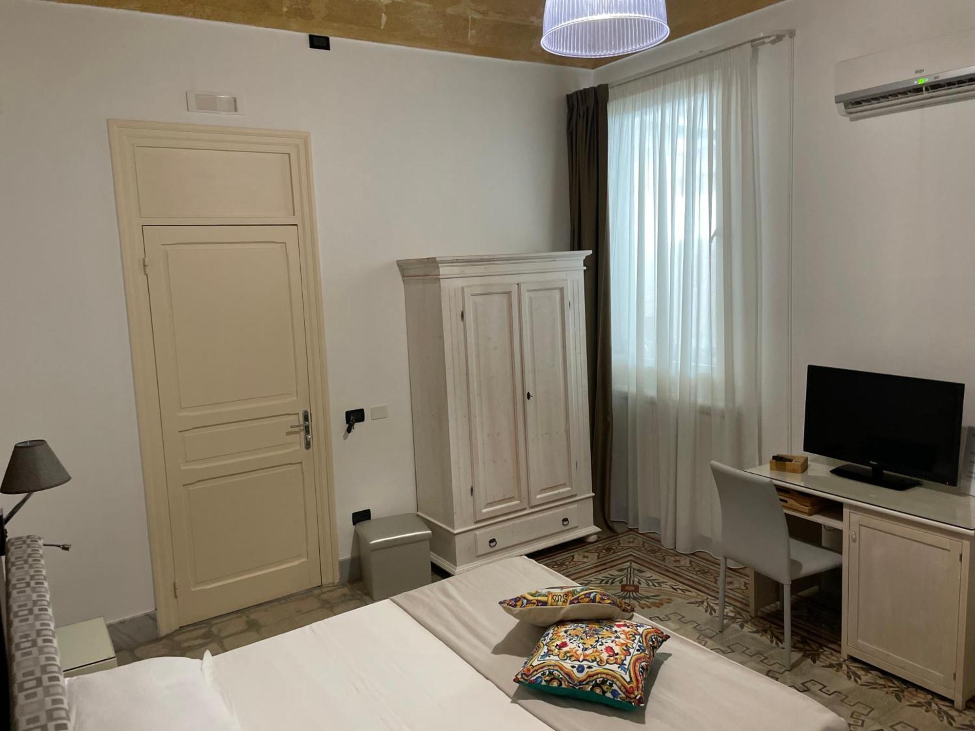 Casa Vacanze Woodhouse Марсала Екстер'єр фото